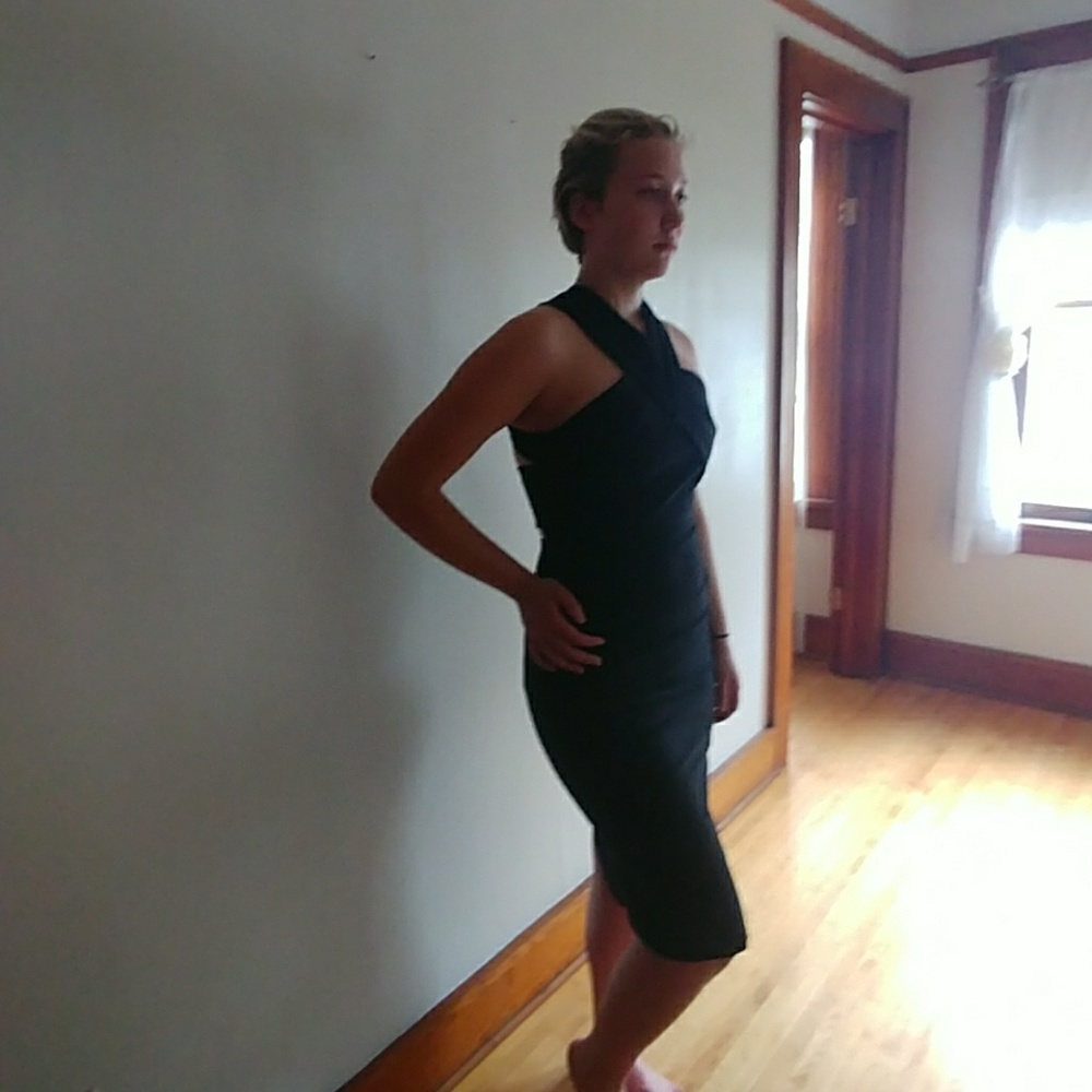 Nicholas Black Back Strap Midi - image 3